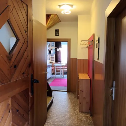 Älteres Einfamilienhaus mit Verkaufslokal im Ortsverband - Bild 3