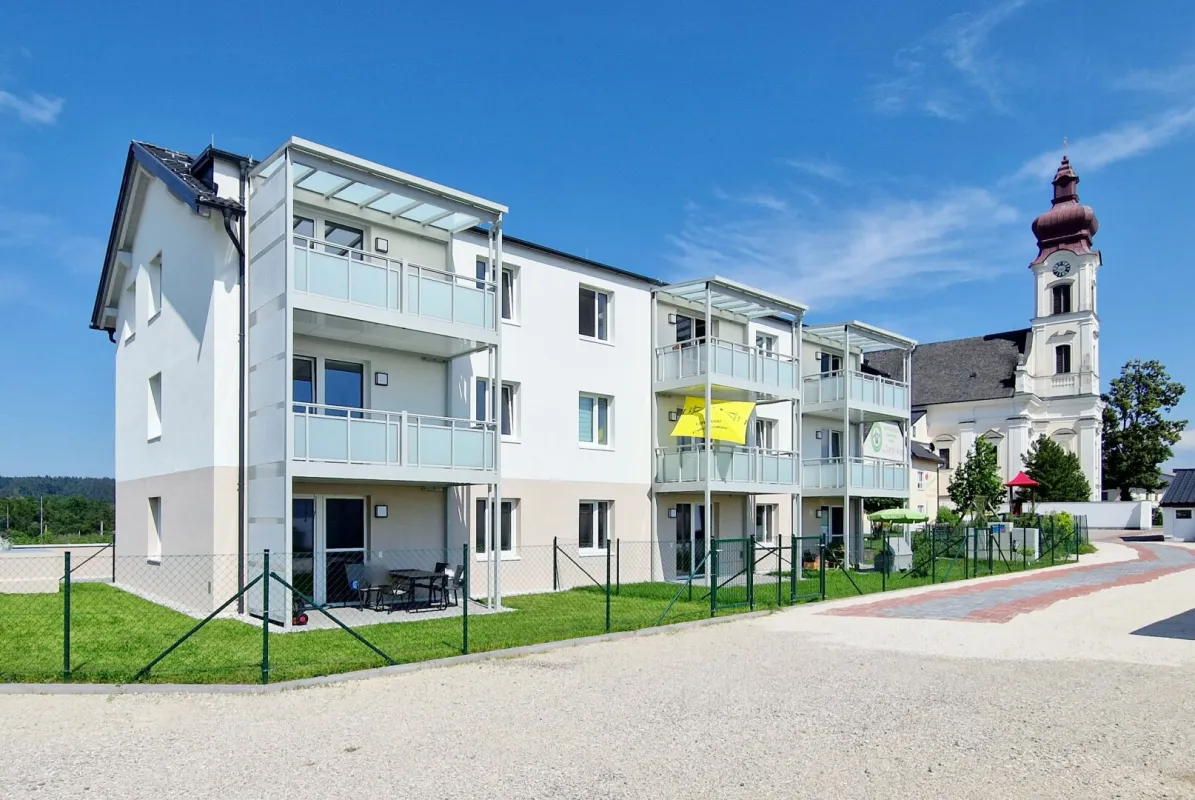 Charmante 3 Zimmer Dachgeschoßwohnung  im „Wohnpark St. Anna“ zu kaufen - Bild 1