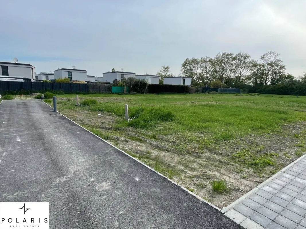 Unbebauter Eigengrund in neu errichteter Kleingartenanlage | 203m² - Ost-West-Ausrichtung - Bild 1