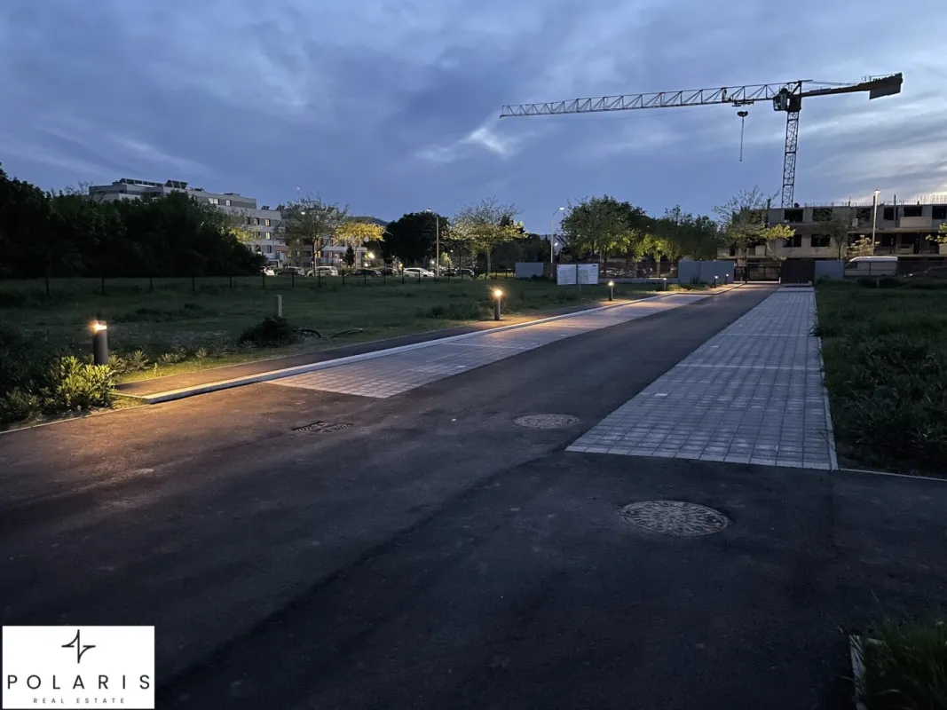 Unbebauter Eigengrund in neu errichteter Kleingartenanlage | 204m² - Nord-Süd-Ausrichtung - Bild 1