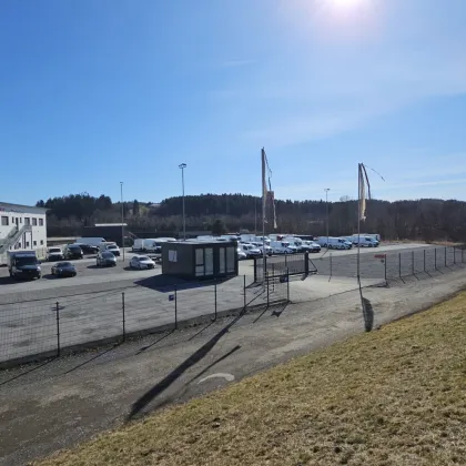 Autoabstellplätze für bis zu 300 Autos, Büro- Container, Toilette, ca. 300 Meter v. Autobahnauffahrt, Gleisdorf bei Graz - Bild 2