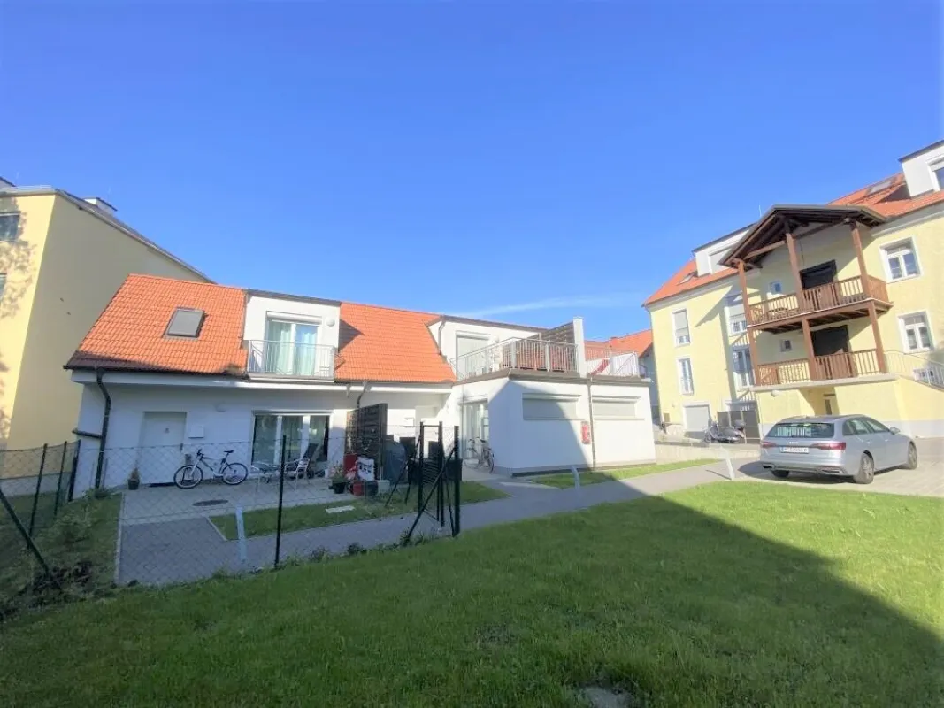 Umfassend saniertes Zinshaus mit drei Wohneinheiten in Bestlage im beliebten Grazer Bezirk Mariatrost - Bild 1