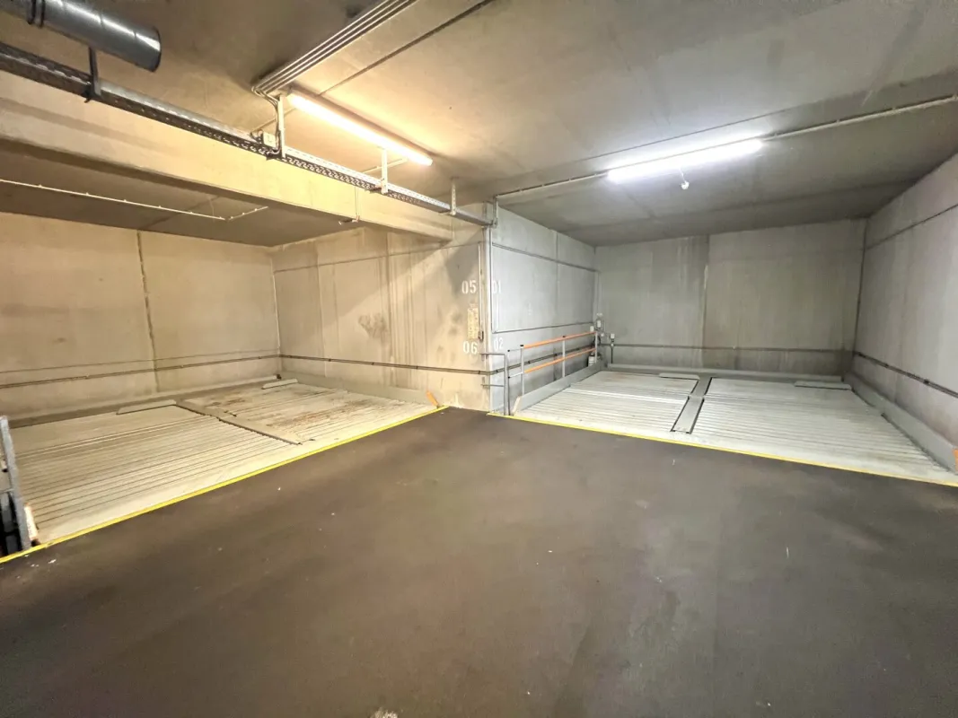 GARAGENSTELLPLÄTZE in 1180 Wien nähe WÄHRINGER STRASSE! - Bild 1