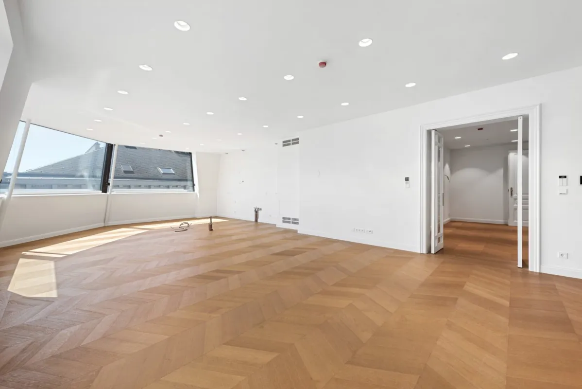 Repräsentative Penthouse Wohnung ohne Schrägen, Wintergarten, Weinkeller, Garage - und nach Wunsch privat concierge Service. - Bild 1