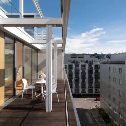 MODERN - ZEITLOSER LUXUS - STADTPARK - INNENSTADT                     4  SCHLAFZIMMER | 3  BÄDER |             3 TERRASSEN | PARKPLATZ - Bild 3