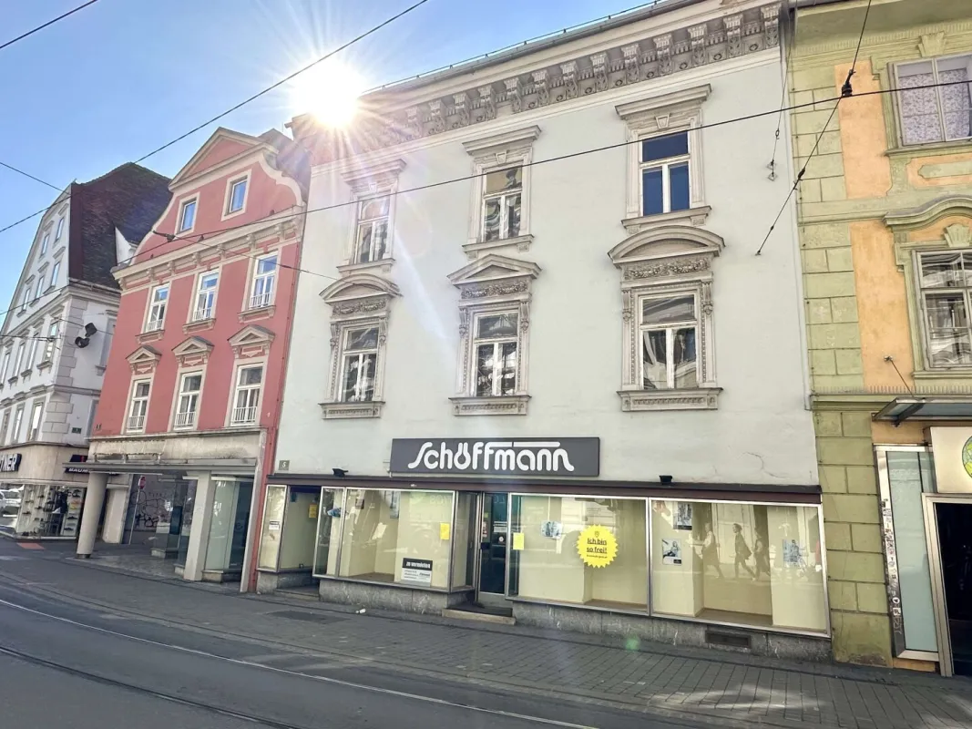 Zentrales, sehr schönes Zinshaus mit Bau- und Projektreserve direkt am Südtiroler Platz im Grazer Bezirk Gries - Bild 1