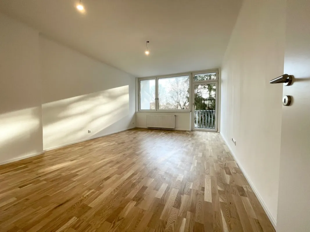 Charismatische 3-4 Zimmer-Wohnung nach Komplettrenovierung in St.Peter/Graz - Bild 1