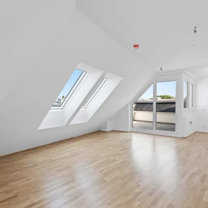 Wohnen in Verbundenheit - Charakterwohnung mit uneinsehbarer Dachterrasse - provisonsfrei, inkl. 2 TG Plätze - Bild 2
