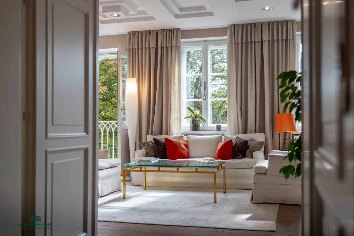 Exklusive Altbauwohnung mit Festungsblick - Bild 1