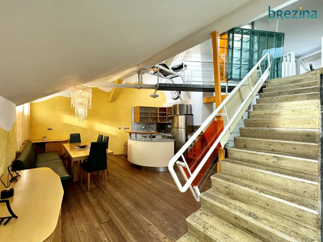 LOFT mit TERRASSE - WHIRLPOOL und SAUNA - Bild 1