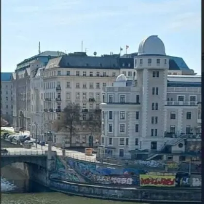 ***RENOVIERUNGSBEDÜRFTIG 3 ZI MIT BALKON UND FERNBLICK*** - Bild 2