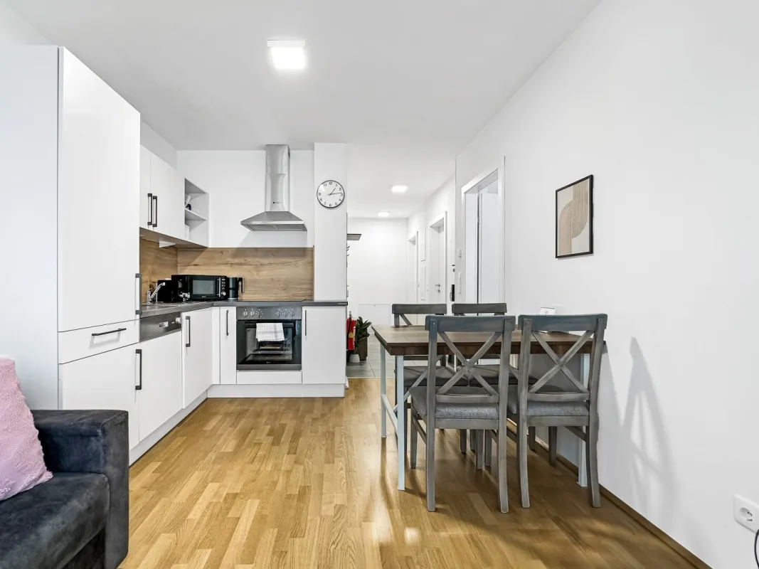 Airbnb | 2-Zimmer Wohnung in 1100 Wien | Möbliert | 39,60 m² Wohnfläche - Bild 1