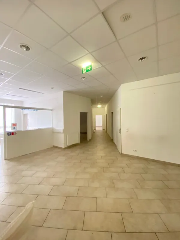 PROVISIONSFREI: Ordinationsräumlichkeiten im BIZ Kapfenberg zu vermieten! Top 110 - Bild 1