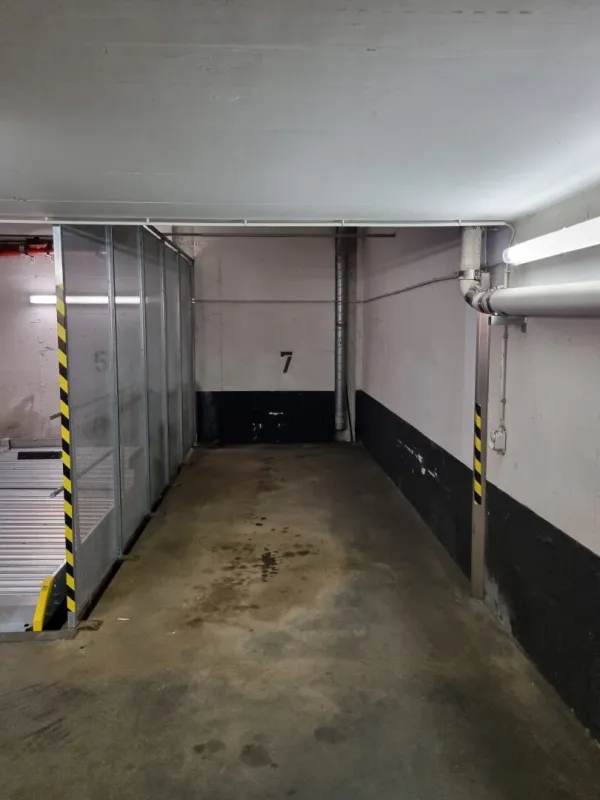 Tiefgaragenstellplatz in 1170 zu vermieten! - Bild 1