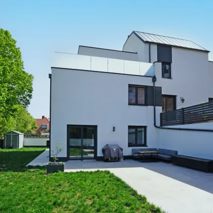 Neuwertige Doppelhaushälfte mit Photovoltaikanlage, Eigengarten, Garten- und Dachterrasse in Pressbaum! - Bild 2