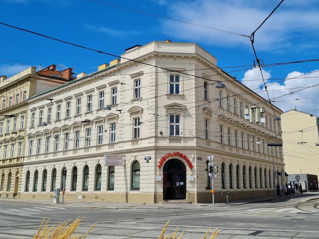 4,2% Rendite!!! Investment-Hit - Großes Geschäftslokal bei Ottakringer Brauerei zu verkaufen! - Bild 1