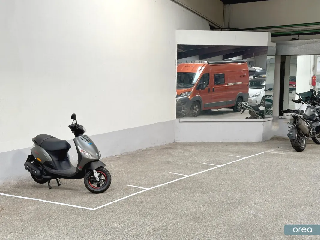 orea | Motorrad-Parkplätze | Parken Rötzergasse 41 - Bild 1