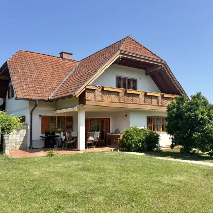 ** ZEITLOS und KLASSISCH  ** Güssing ! Exklusives Wohnhaus mit ca. 220 m2 Wfl. in hervorragender Stadtrandlage !!! - Bild 2