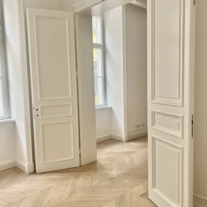 ERSTBEZUG!! TOP sanierte Altbauwohnung mit Freiflächen!!!! - Bild 2