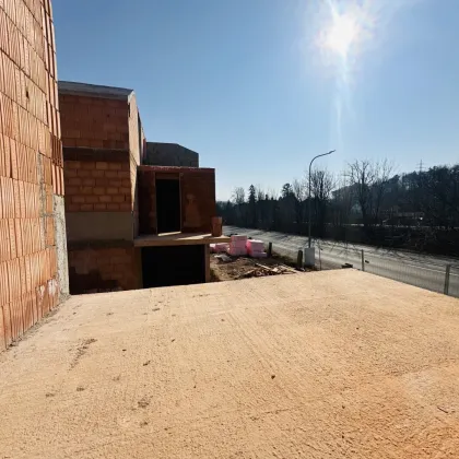 IHR NEUES EIGENHEIM! Doppelhaushälften sowie ein Einfamilienhaus in Pottenstein! 5 Zimmer + zahlreiche Aussenflächen! UNSCHLAGBARE PREISE! - Bild 2