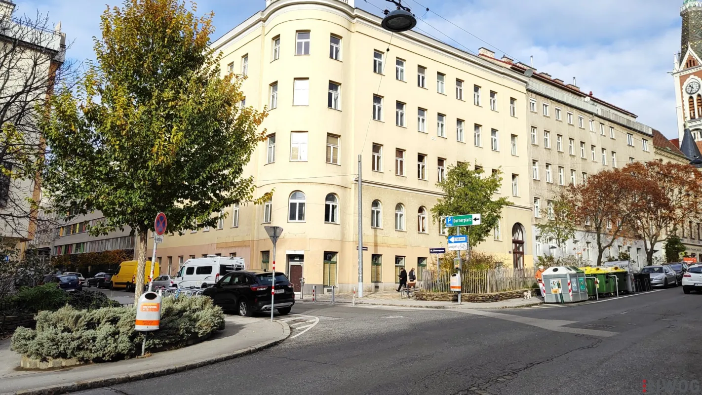 INVESTMENT II GESAMTE TIEFGARAGE IM EIGENTUM II 6+1 STELLPLÄTZE II NUR € 2.025,-/m² II NÄHE AKH II CA. 172m² II EINFAHRTSBREITE ca. 2,14 METER - Bild 1
