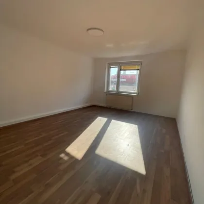 2-Zimmerwohnung mit viel Potenzial bei Favoritenkreis direkt bei U1 und FH - Bild 3