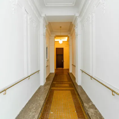 WG-geeignete Altbauwohnung in saniertem Haus - Bild 3