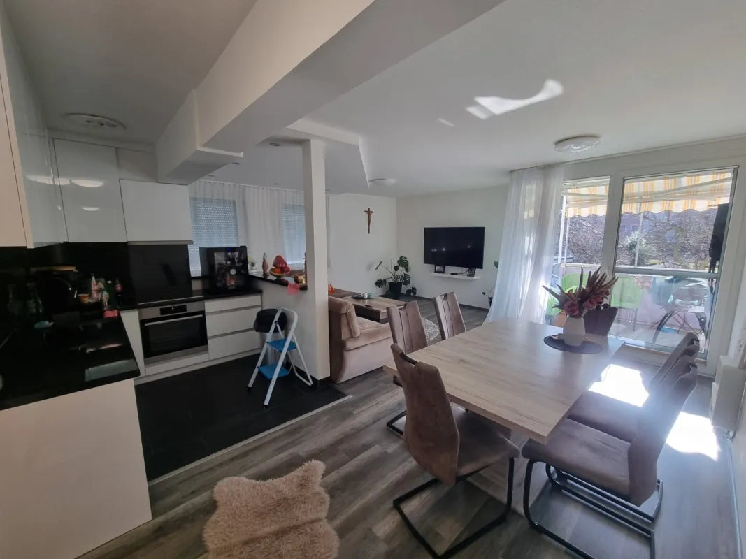 Wohlfühlwohnung ! Moderne ruhige 4 Zimmer-Wohnung in Bestlage ! - Bild 1