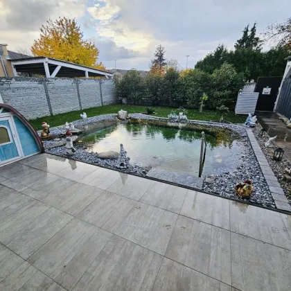 Bungalow mit Pool und Schwimmteich auf einem Baurechtsgrund. - Bild 2