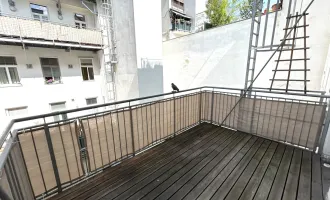 Seltene Gelegenheit: Renovierter 3-Zimmer Altbau mit Balkon