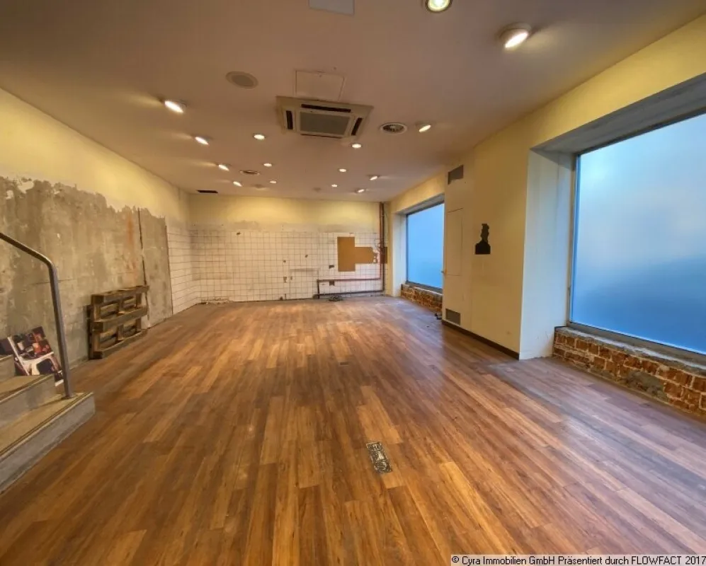 Top Ecklokal auf der Linzer Landstrasse - Bild 1