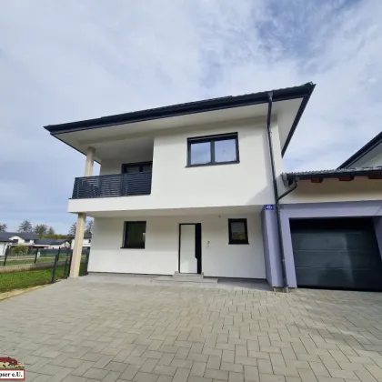 Doppelhaushälfte der besonderen Art Erstbezug !! - Bild 3