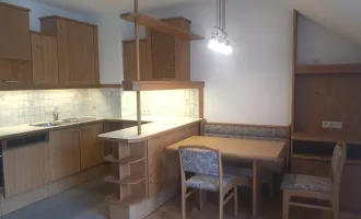 Bad Schallerbach: Dachgeschoßwohnung mit 2 Balkone zu vermieten!