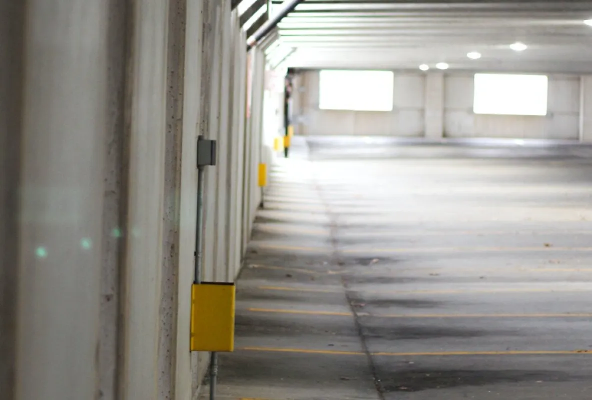 Tiefgaragenparkplatz zu vermieten! - Bild 1