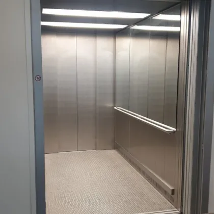 Büro, Lager, Servicefläche, Obergeschoss, großer Lastenlift, LKW-Anlieferzone - Bild 3