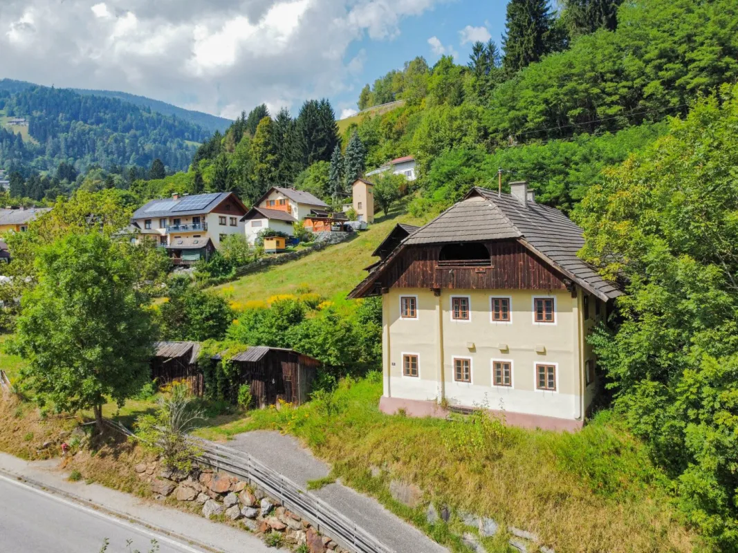 EINMALIG! VIELSEITIG! IDEAL! GROSSES GRUNDSTÜCK (CA. 11.465 m²) MIT EINEM BESTANDSGEBÄUDE IN SEHR GUTER UND SONNIGER AUSSICHTSLAGE VON RADENTHEIN! - Bild 1