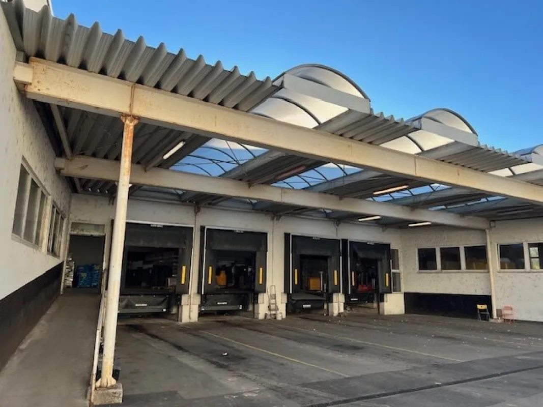 Lager- und Produktionshalle an der Oberlaaer Str. 1230 Wien - Bild 1