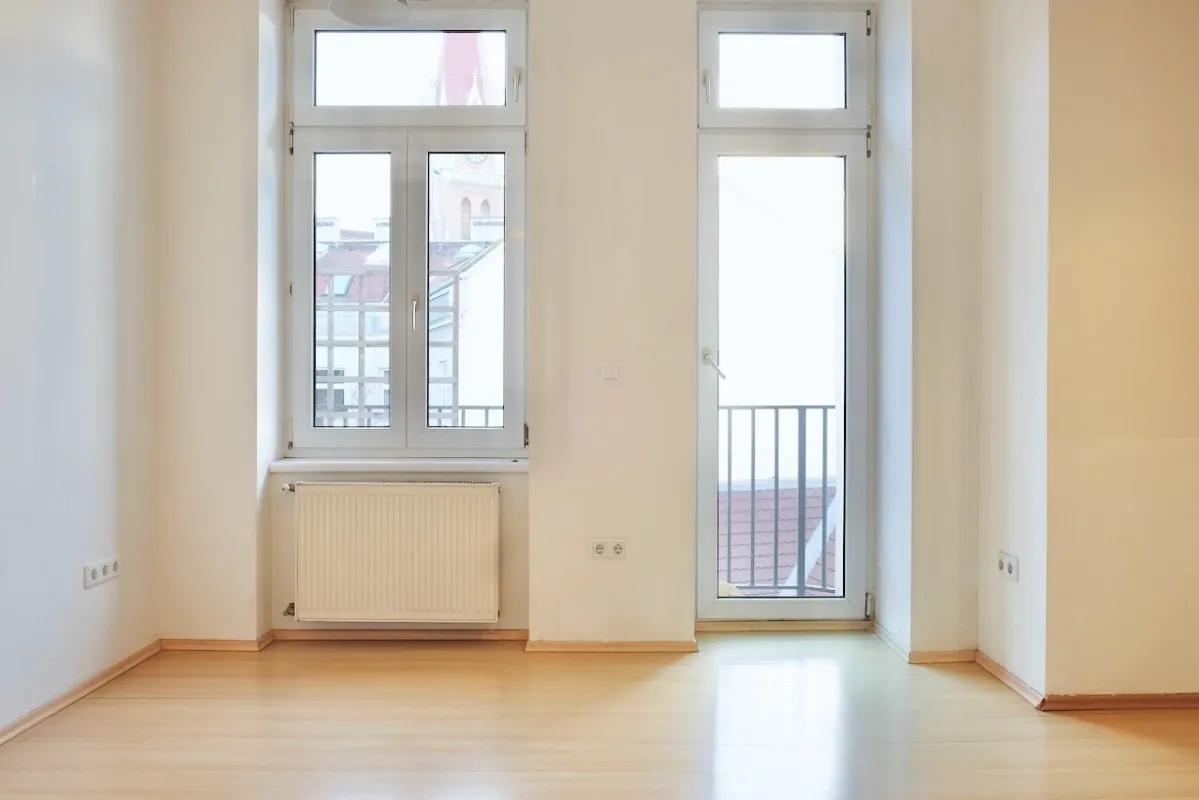 Top angebunden, sehr gute Aufteilung und Loggia - Bild 1