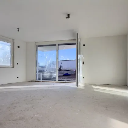 NEU! ++ ZIEGELMASSIV ++ 12 REIHENHÄUSER ++ 2 PKW-STELLPLÄTZE PRO HAUS ++ GARTEN & TERRASSE ++ BELAGSFERTIG ++ FISCHAMEND ++ - Bild 2