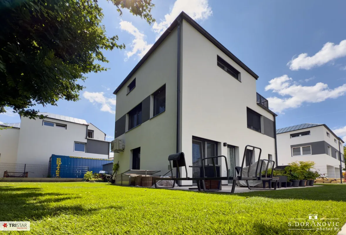 NEU! ++ ZIEGELMASSIV ++ 12 REIHENHÄUSER ++ 2 PKW-STELLPLÄTZE PRO HAUS ++ GARTEN & TERRASSE ++ BELAGSFERTIG ++ FISCHAMEND ++ - Bild 1