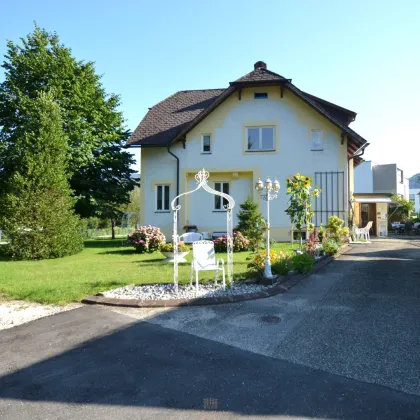 Repräsentative Altbau-Villa in Altmünster – Traunsee-Nähe, Gartenparadies & vielseitige Nutzungsmöglichkeiten - Bild 2