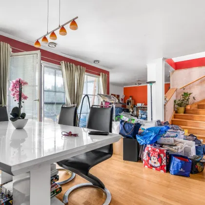 Renovierungsbedürftiges Einfamilienhaus in Ruhelage | vollunterkellert mit Garage und viel Potenzial | tolle Raumaufteilung in U2 Nähe - Bild 3