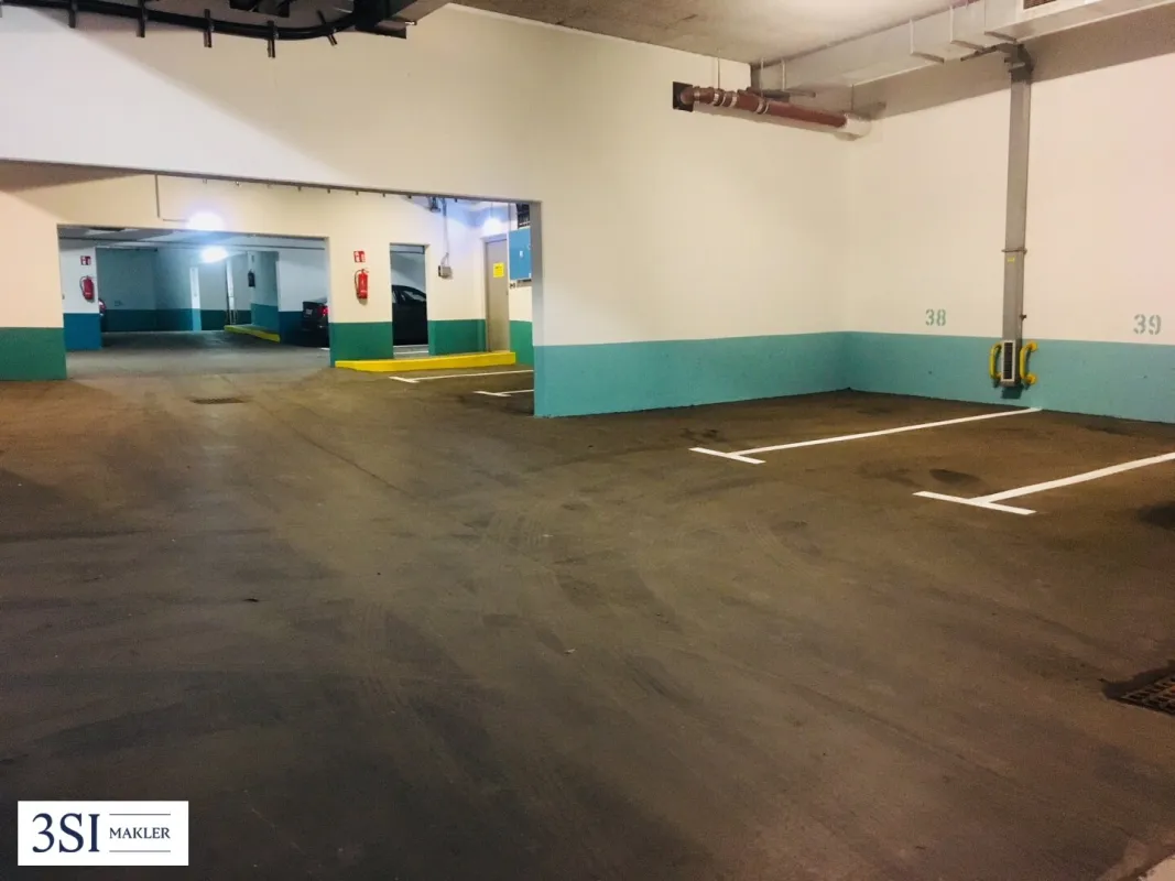 Garagenplätze Gersthofer Straße zu verkaufen! - Bild 1