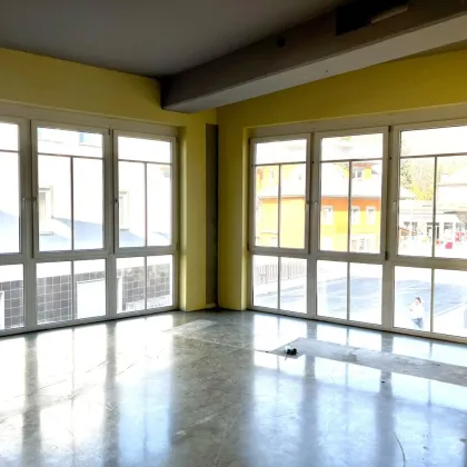 Lichtdurchflutetes Büro am Gasserplatz 1, 9620 Hermagor in bester Lage zu vermieten! - Bild 3