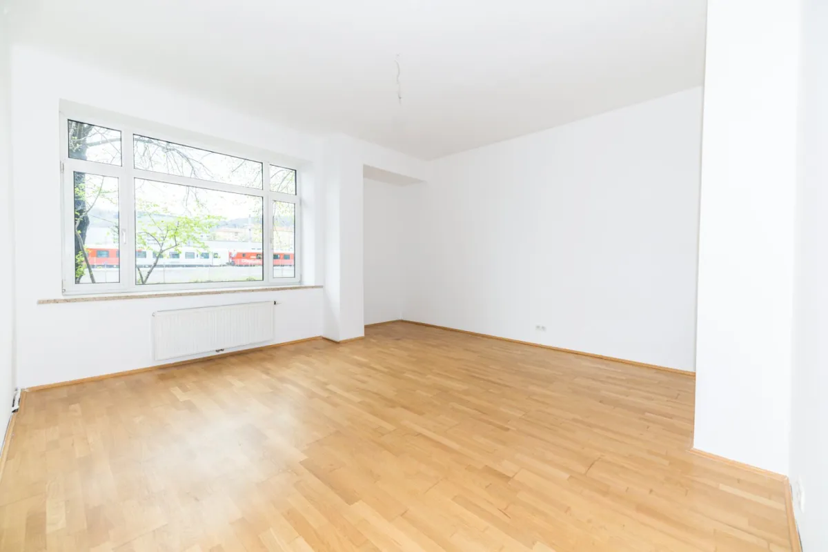 ZEITGEMÄSSES WOHNEN I MODERNE AUSSTATTUNG I HOCHWERTIGE KÜCHE I KLARE LINIEN UND ELEGANTE RAUMAUFTEILUNG I PROJEKT WOHNEN - Bild 1