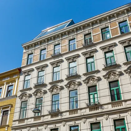 Erstbezugsmaisonette im Stilaltbau - Große Terrasse mit Weitblick - Garage im Haus - Bild 2