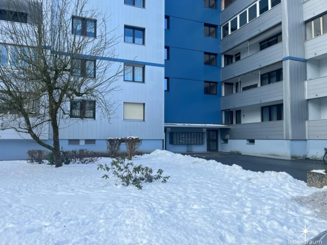 3-Zimmer Dachgeschoßwohnung mit Blick über Villach Richtung Mittagskogel - Bild 1
