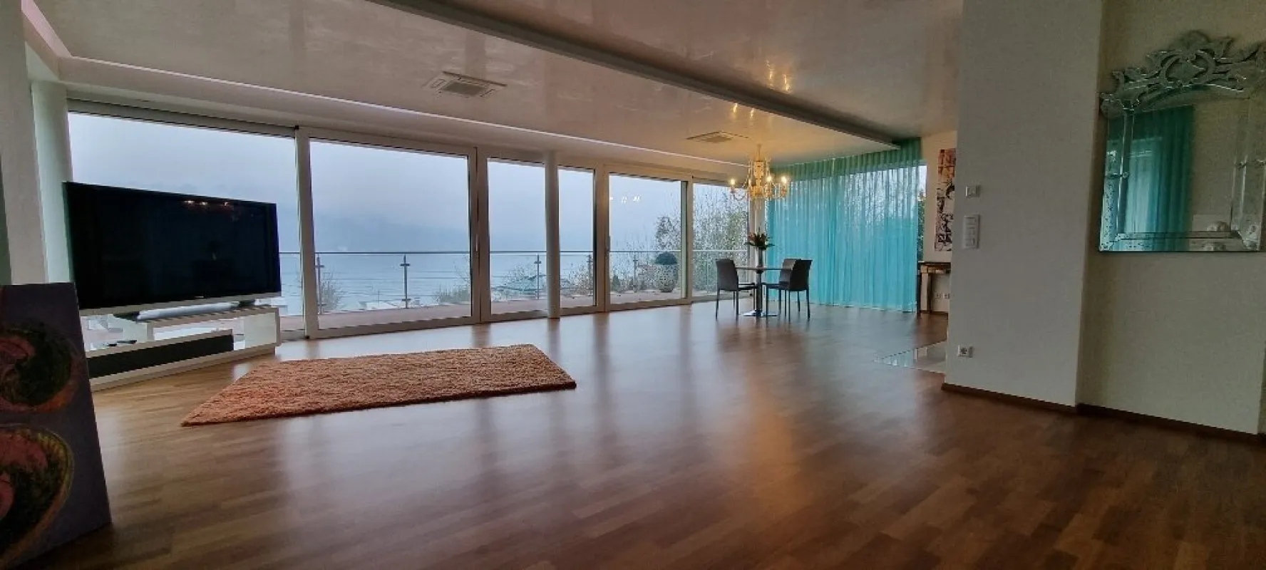 MODERNE APPARTEMENTS MIT HERRLICHEM BLICK AUF DEN WÖRTHERSEE! - Bild 1