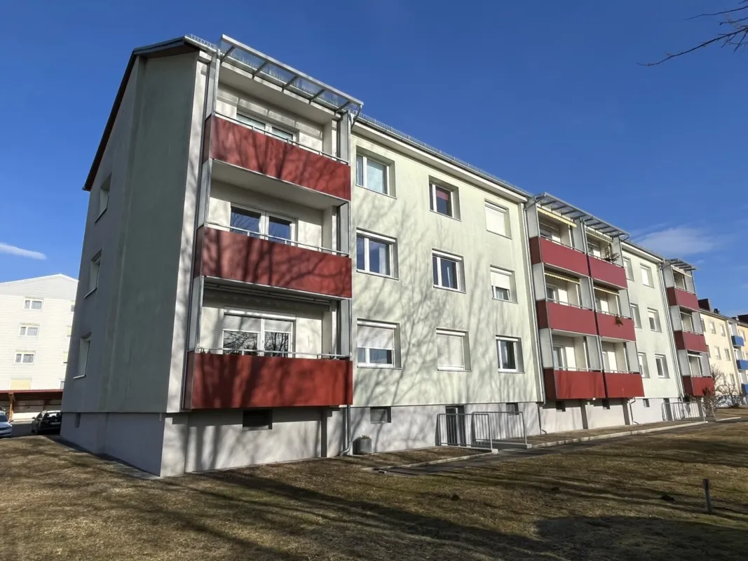 ++ Sehr gut aufgeteilte 4-Zimmer Wohnung mit Balkon und Kellerabteil ++ - Bild 1