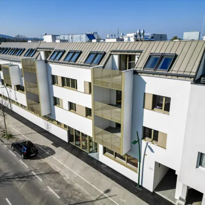 Wohnen auf höchstem Niveau: 4-Zimmer-Genossenschaftswohnung mit 50 m² Wohnzimmer, 22 m² Freifläche und 2 Bädern! 29/2/6 - Bild 2